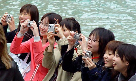 turisti-giapponesi-470.jpg